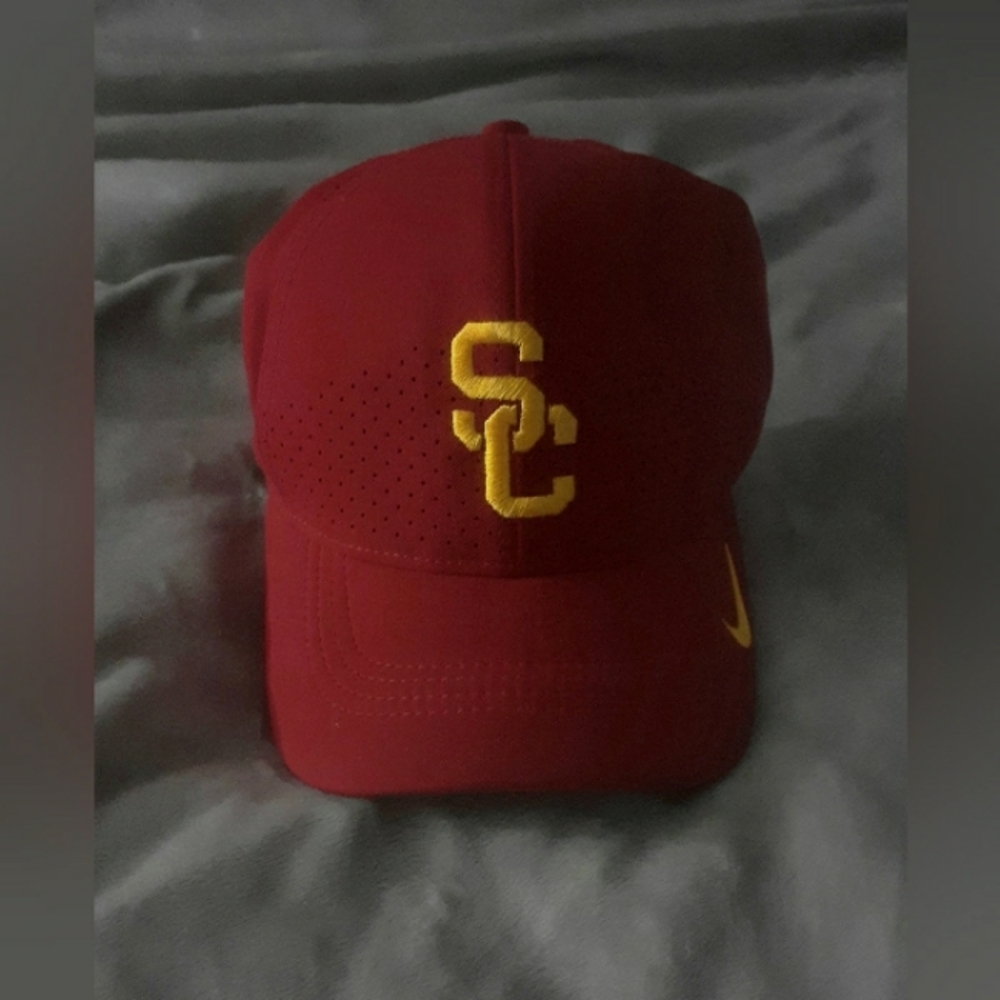 NIKE Collegiate USC Cap